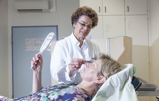Ärztin und Patientin
