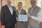 von links nach rechts: Dr. Michael Klein, Direktor der Klinik für Orthopädie und Unfallchirurgie am Klinikum Lüdenscheid // Mitte: Dr. Christine Hempel-Overhage, MRV Praxis für Onkologie und Hämatologie // Rechts: Dr. Dietrich Kämpfe, MRV Praxis für Onkologie und Hämatologie // Bild: Klinikum Lüdenscheid